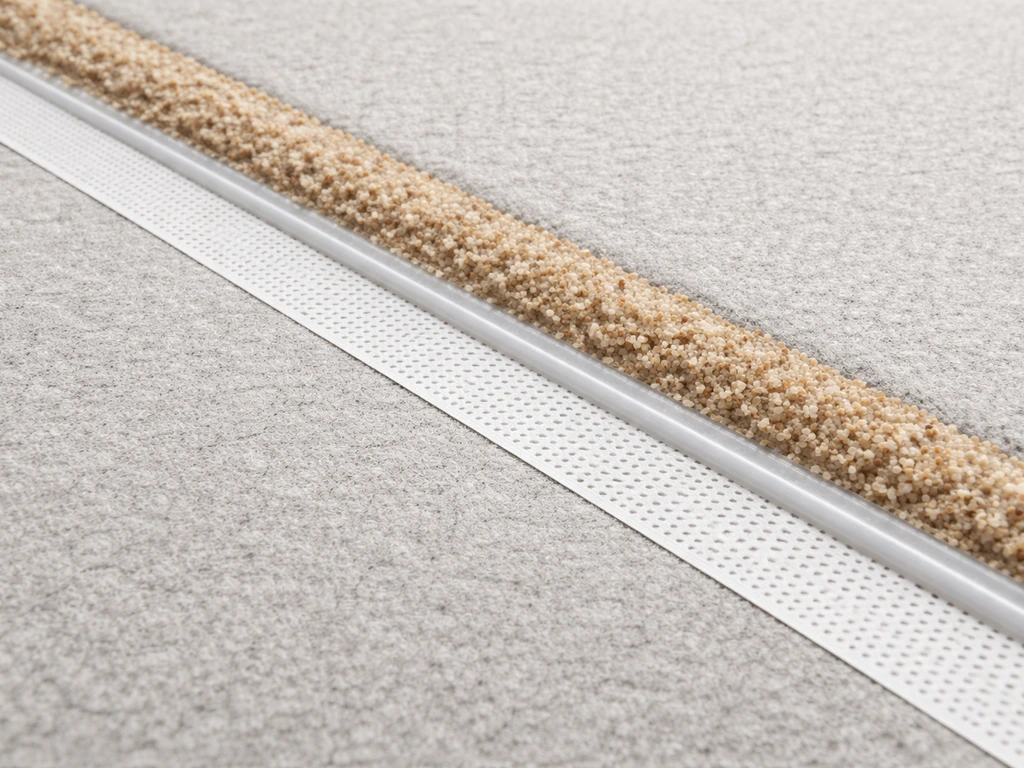 Close-up van een nette naad met seaming tape en opvulling, randen strak en professioneel afgewerkt.